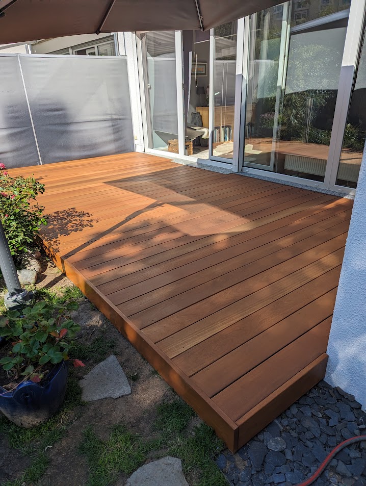 Holz-Terasse